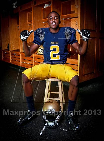 Thumbnail 2 in St. Thomas Aquinas (Preseason Top 25 Photo Shoot) photogallery.