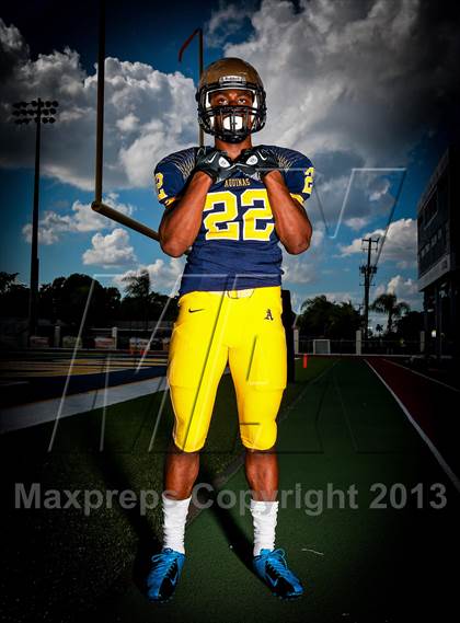 Thumbnail 2 in St. Thomas Aquinas (Preseason Top 25 Photo Shoot) photogallery.