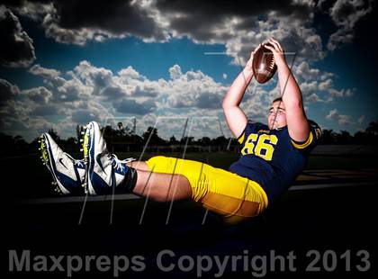 Thumbnail 3 in St. Thomas Aquinas (Preseason Top 25 Photo Shoot) photogallery.