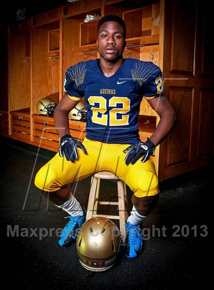 Thumbnail 3 in St. Thomas Aquinas (Preseason Top 25 Photo Shoot) photogallery.