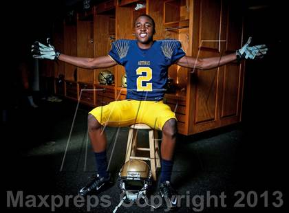 Thumbnail 1 in St. Thomas Aquinas (Preseason Top 25 Photo Shoot) photogallery.