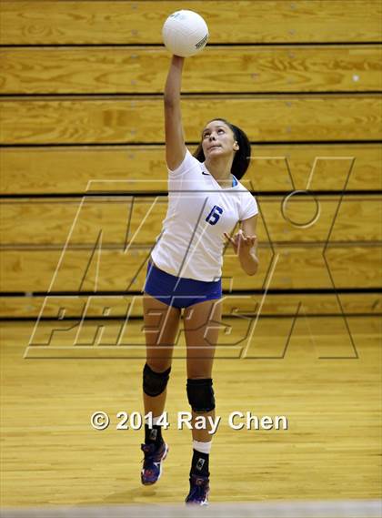 Thumbnail 1 in Bear Creek vs. Cherry Creek (Bruins Classic) photogallery.