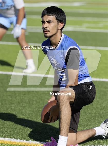 Thumbnail 3 in Battle Of The White Tanks (7 on 7) photogallery.