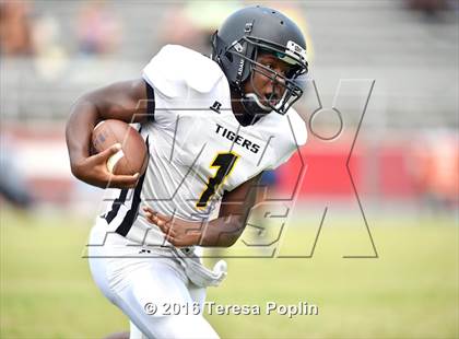 Thumbnail 2 in Crescent vs Powdersville (2016 Anderson County Jamboree) photogallery.