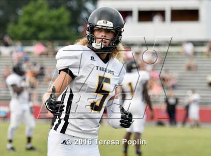 Thumbnail 2 in Crescent vs Powdersville (2016 Anderson County Jamboree) photogallery.