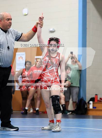 Thumbnail 2 in Richlands vs Jacksonville (Beast of the East) photogallery.