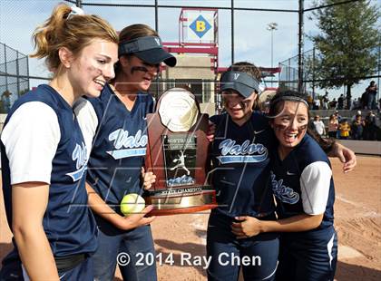 Thumbnail 2 in Valor Christian vs. Frederick (CHSAA 4A Final) photogallery.