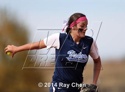 Thumbnail 2 in Valor Christian vs. Frederick (CHSAA 4A Final) photogallery.