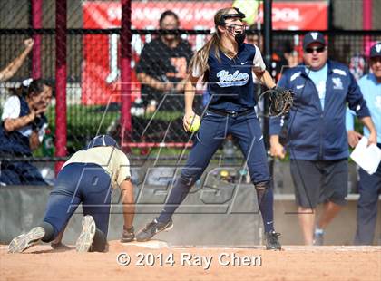 Thumbnail 3 in Valor Christian vs. Frederick (CHSAA 4A Final) photogallery.