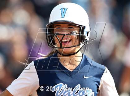 Thumbnail 2 in Valor Christian vs. Frederick (CHSAA 4A Final) photogallery.