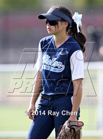 Thumbnail 1 in Valor Christian vs. Frederick (CHSAA 4A Final) photogallery.
