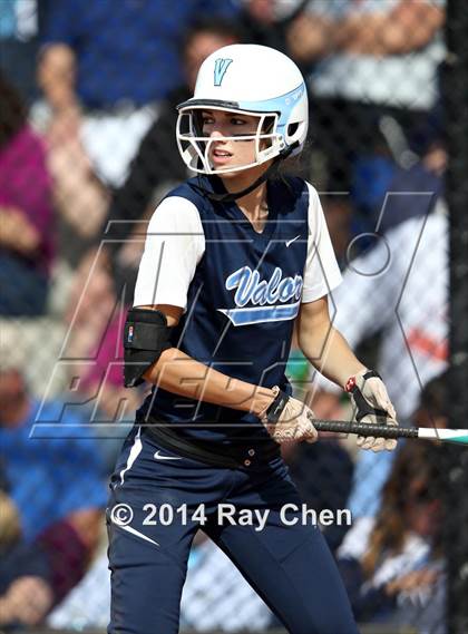 Thumbnail 3 in Valor Christian vs. Frederick (CHSAA 4A Final) photogallery.