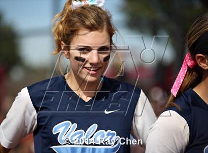 Thumbnail 2 in Valor Christian vs. Frederick (CHSAA 4A Final) photogallery.
