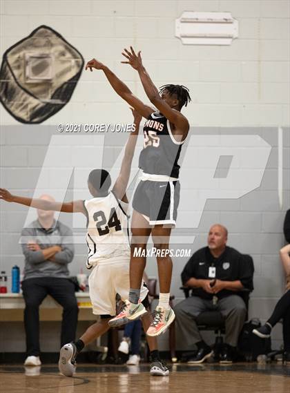 Thumbnail 3 in Warner Robins vs Houston County photogallery.