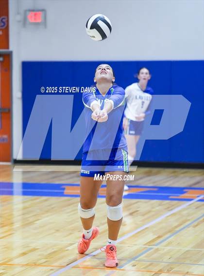 Thumbnail 3 in Deer Valley vs. Xavier College Prep (Westwood TOC) photogallery.