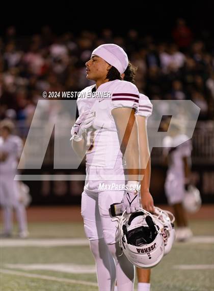 Thumbnail 2 in Mater Dei @ JSerra Catholic photogallery.