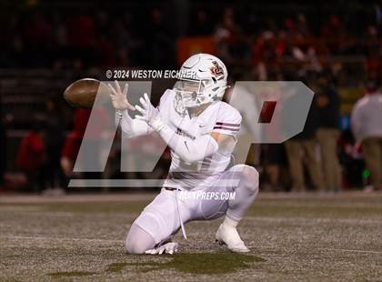 Thumbnail 2 in Mater Dei @ JSerra Catholic photogallery.