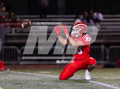 Thumbnail 1 in Mater Dei @ JSerra Catholic photogallery.