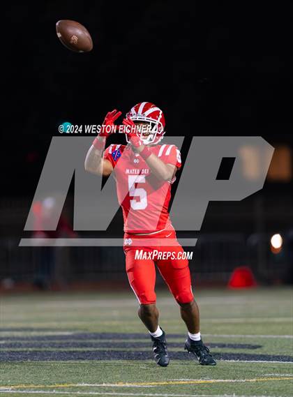 Thumbnail 2 in Mater Dei @ JSerra Catholic photogallery.