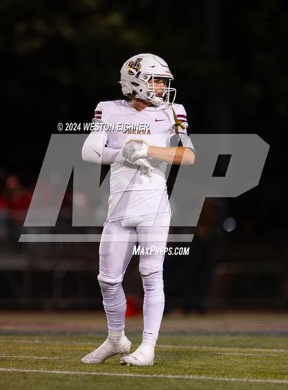 Thumbnail 3 in Mater Dei @ JSerra Catholic photogallery.