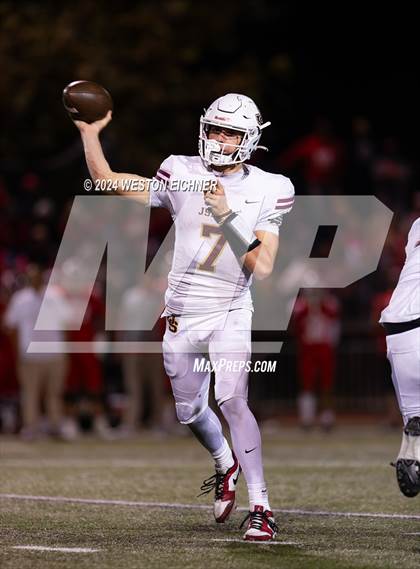 Thumbnail 1 in Mater Dei @ JSerra Catholic photogallery.