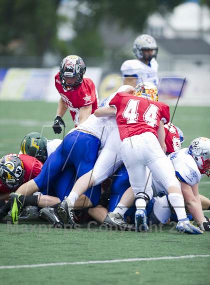 Thumbnail 2 in WFCA D4-7 All-Star Football Game photogallery.