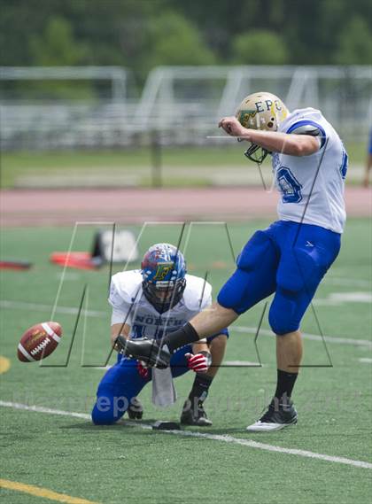 Thumbnail 3 in WFCA D4-7 All-Star Football Game photogallery.