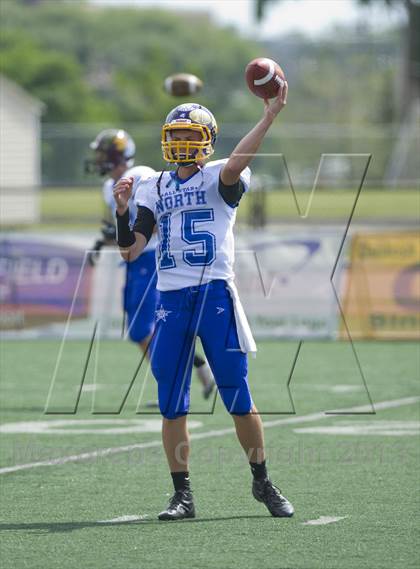 Thumbnail 2 in WFCA D4-7 All-Star Football Game photogallery.