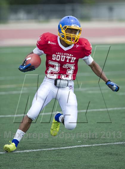 Thumbnail 3 in WFCA D4-7 All-Star Football Game photogallery.