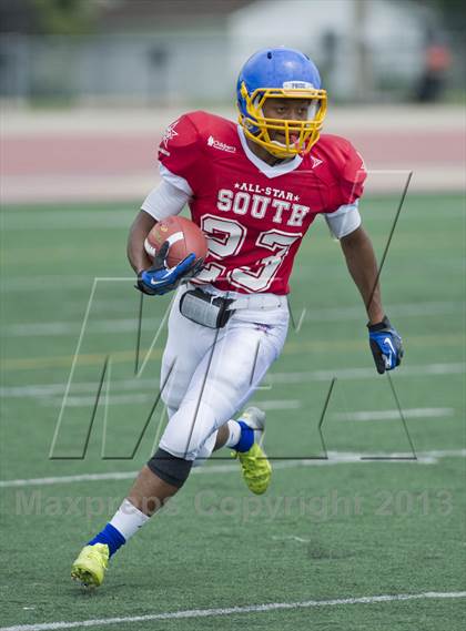 Thumbnail 1 in WFCA D4-7 All-Star Football Game photogallery.