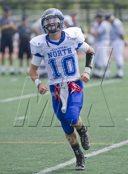 Thumbnail 2 in WFCA D4-7 All-Star Football Game photogallery.