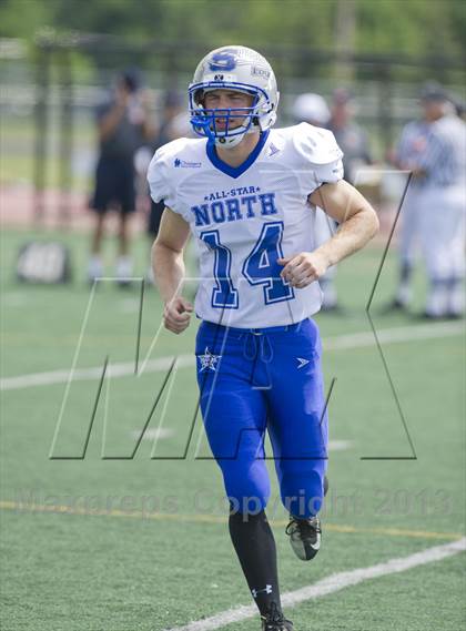 Thumbnail 3 in WFCA D4-7 All-Star Football Game photogallery.