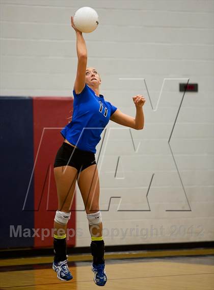 Thumbnail 1 in Gardner-Edgerton @ St. James Academy photogallery.