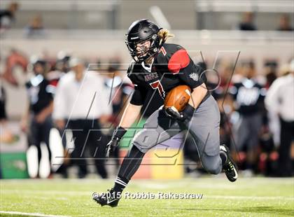 Thumbnail 3 in Pittsburg vs. Argyle (UIL 4A Area Playoff) photogallery.