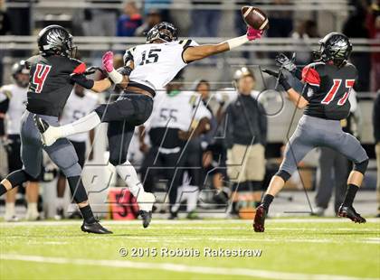 Thumbnail 1 in Pittsburg vs. Argyle (UIL 4A Area Playoff) photogallery.