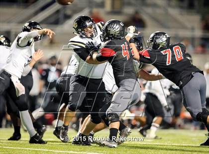 Thumbnail 2 in Pittsburg vs. Argyle (UIL 4A Area Playoff) photogallery.