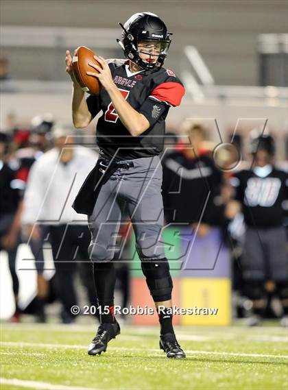 Thumbnail 2 in Pittsburg vs. Argyle (UIL 4A Area Playoff) photogallery.