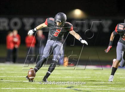 Thumbnail 1 in Pittsburg vs. Argyle (UIL 4A Area Playoff) photogallery.