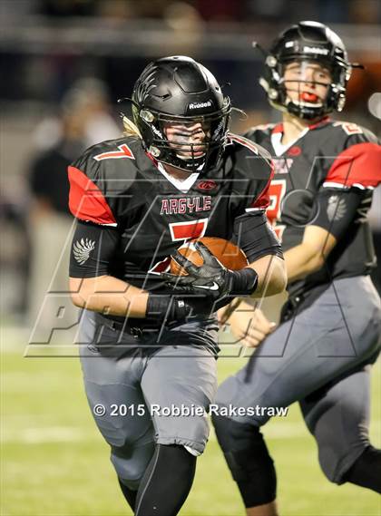 Thumbnail 1 in Pittsburg vs. Argyle (UIL 4A Area Playoff) photogallery.