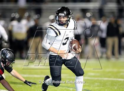 Thumbnail 1 in Pittsburg vs. Argyle (UIL 4A Area Playoff) photogallery.