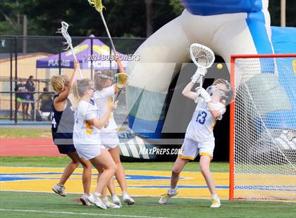 Thumbnail 1 in Woodson @ Robinson (VHSL Class 6 Region C Final) photogallery.