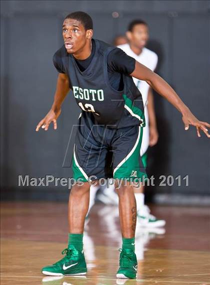 Thumbnail 1 in Spring vs. DeSoto (McDonald's Texas Invitational) photogallery.