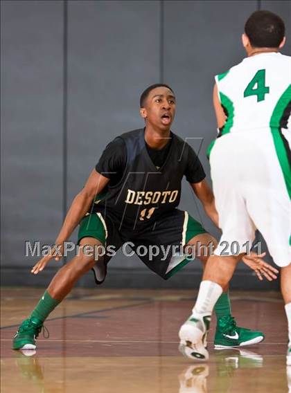 Thumbnail 1 in Spring vs. DeSoto (McDonald's Texas Invitational) photogallery.