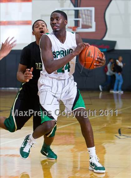 Thumbnail 2 in Spring vs. DeSoto (McDonald's Texas Invitational) photogallery.
