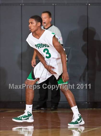 Thumbnail 3 in Spring vs. DeSoto (McDonald's Texas Invitational) photogallery.