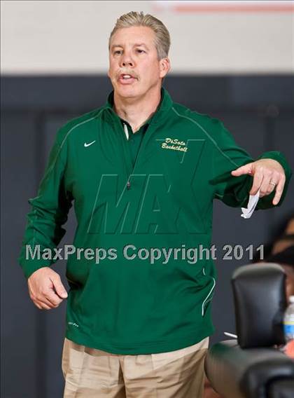 Thumbnail 3 in Spring vs. DeSoto (McDonald's Texas Invitational) photogallery.