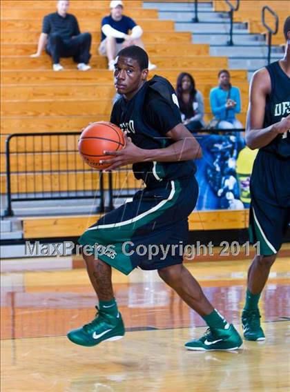 Thumbnail 3 in Spring vs. DeSoto (McDonald's Texas Invitational) photogallery.