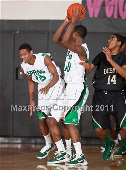 Thumbnail 3 in Spring vs. DeSoto (McDonald's Texas Invitational) photogallery.