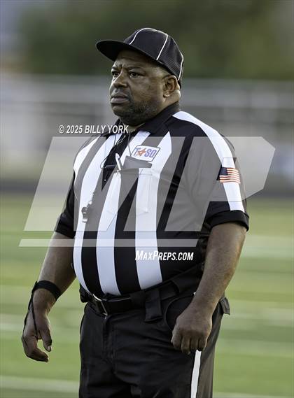 Thumbnail 3 in Grand Saline vs Rains photogallery.