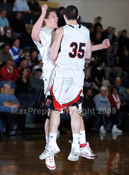 Thumbnail 3 in Hempfield vs Lancaster Mennonite photogallery.